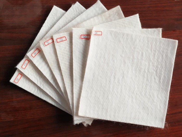 長絲複合土工膜