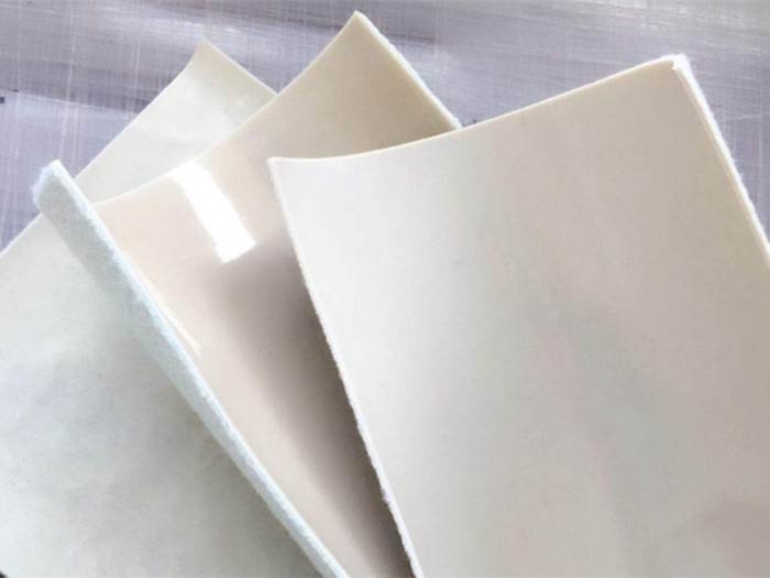 複合土工膜（一布一膜）